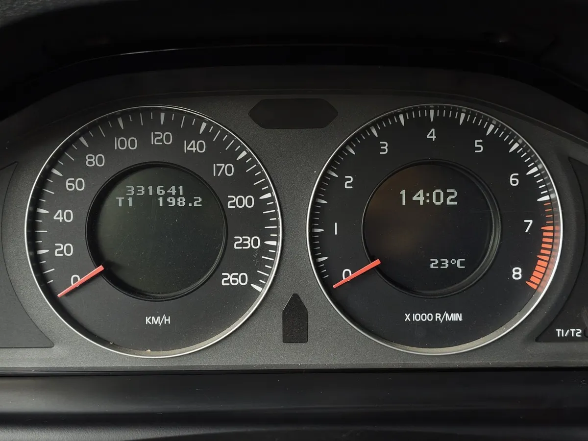 Volvo S80 2.5 Turbo Geartronic (200 л.с.) Черный в АВИЛОН. Слайд №16