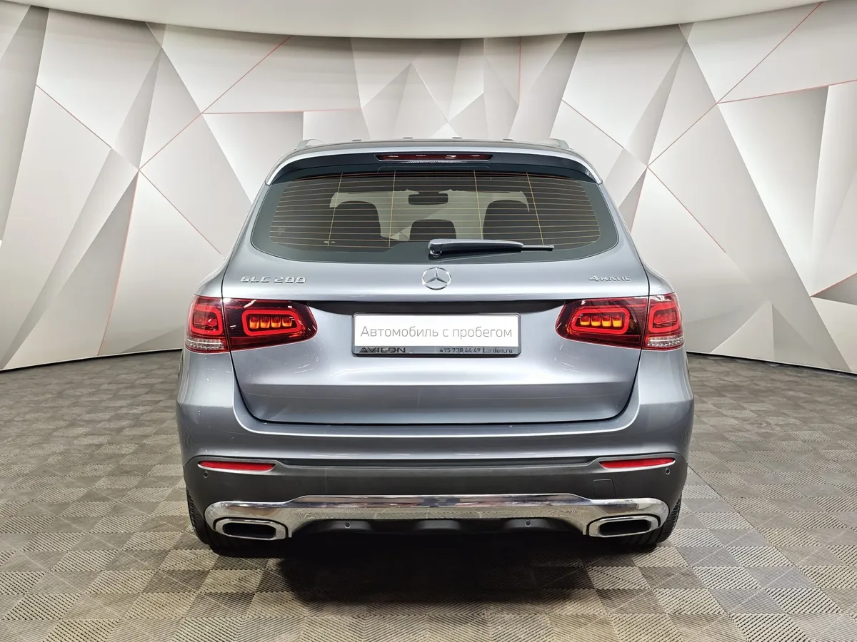 Mercedes-Benz GLC 200 9G-TRONIC 4MATIC (197 л.с.) Premium Серый в АВИЛОН. Слайд №8