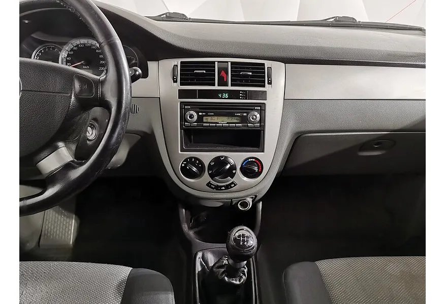 Chevrolet Lacetti 1.6 MT (109 л.с.) Красный в АВИЛОН. Слайд №14