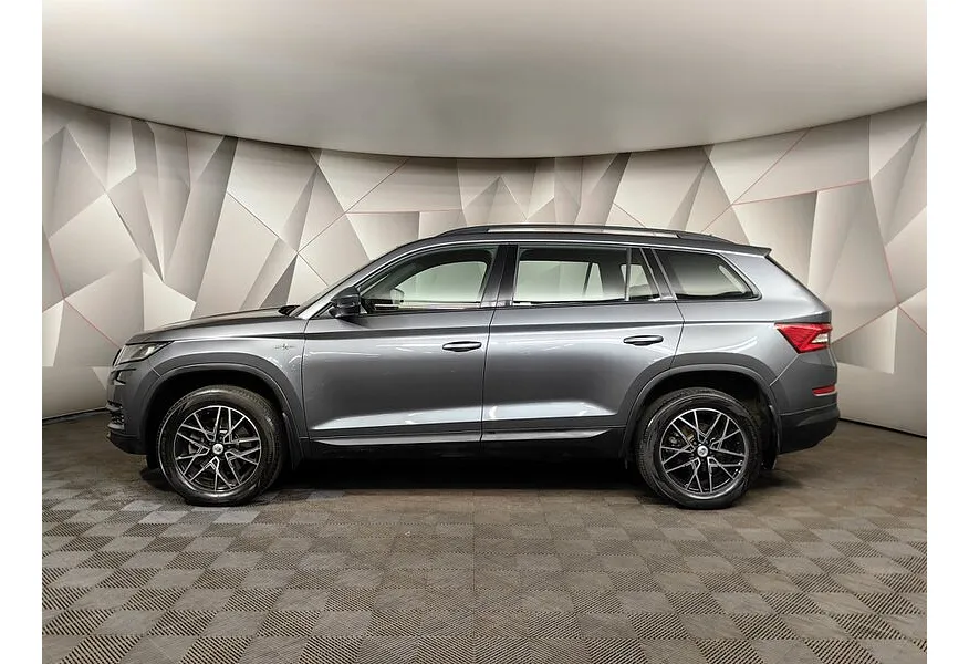 АВИЛОН - Skoda Kodiaq 2.0 TSI DSG 4X4 (180 л.с.) Серый - slide 2