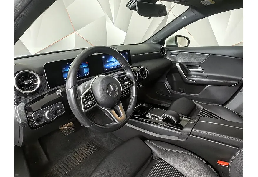 Mercedes-Benz A-Класс A 200 7G-DCT (150 л.с.) Progressive Белый в АВИЛОН. Слайд №17