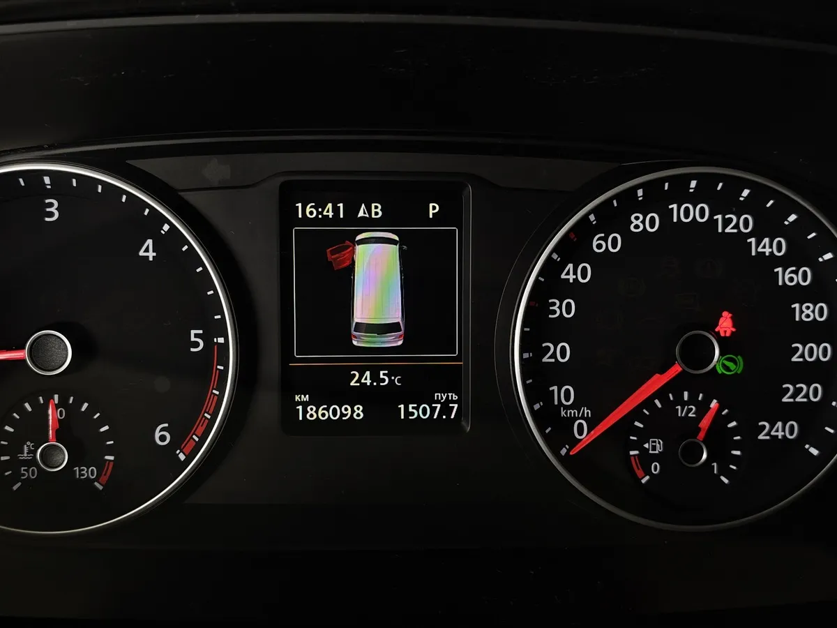 Volkswagen Multivan 2.0 biTDI DSG 4 MOTION (180 л.с.) Highline Черный в АВИЛОН. Слайд №15