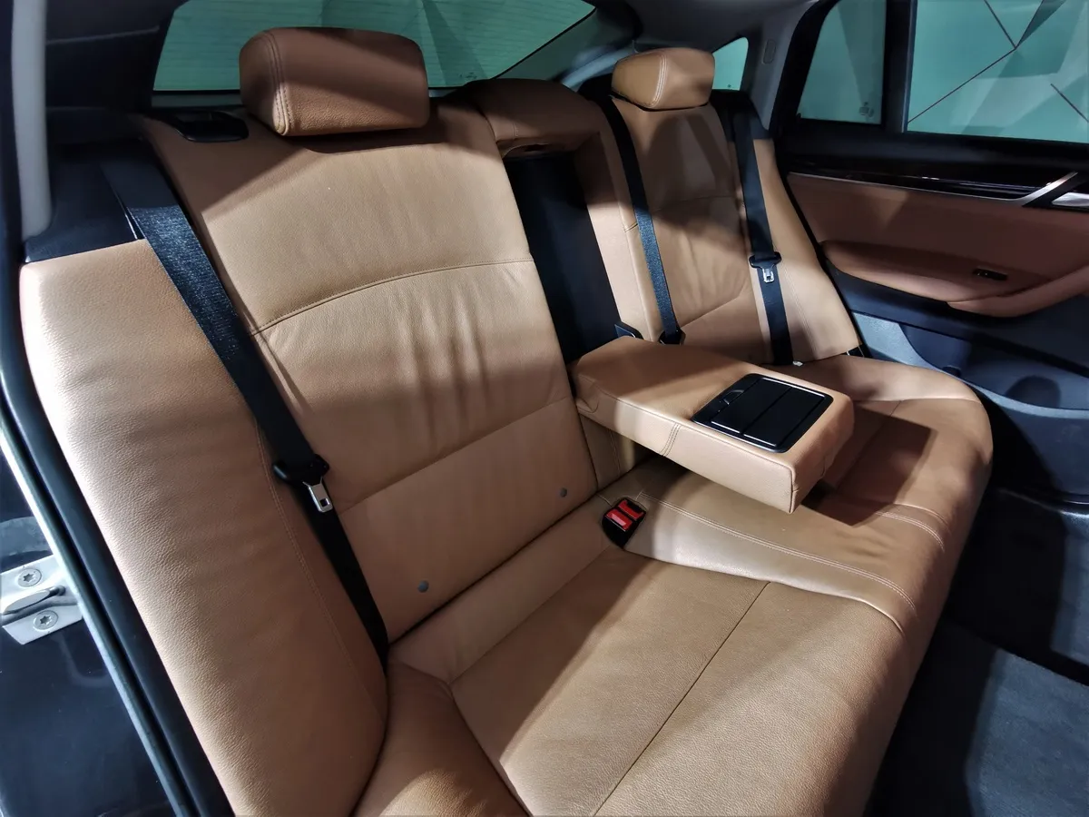 BMW X4 xDrive30d Steptronic (249 л.с.) Серый в АВИЛОН. Слайд №14
