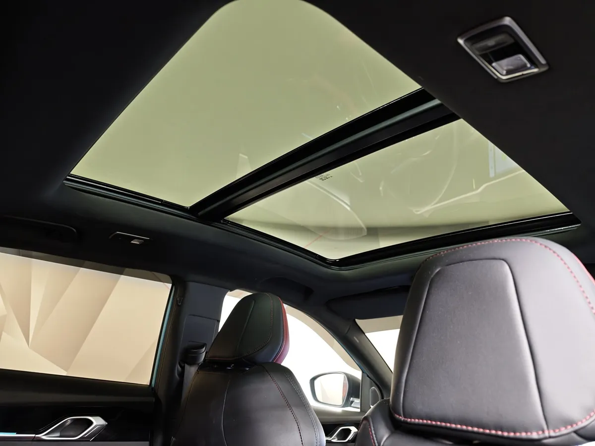 Geely Coolray 1.5T 7DCT 2WD (150 л.с.) Comfort Синий в АВИЛОН. Слайд №21