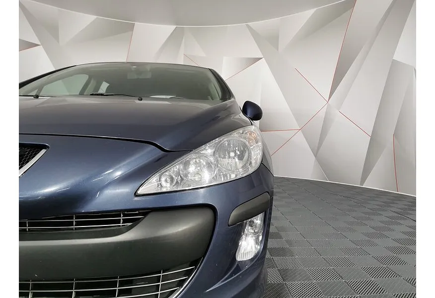 Peugeot 308 1.6 MT (120 л.с.) Синий в АВИЛОН. Слайд №10