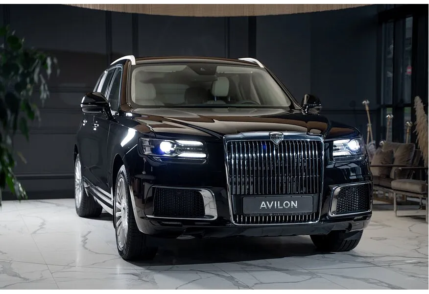 АВИЛОН - AURUS Komendant 4.4 AWD AT (598 л.с.) Черный - slide 9550516