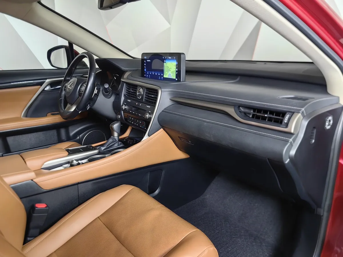 Lexus RX 2.0 AT AWD (238 л.с.) Executive Красный в АВИЛОН. Слайд №12