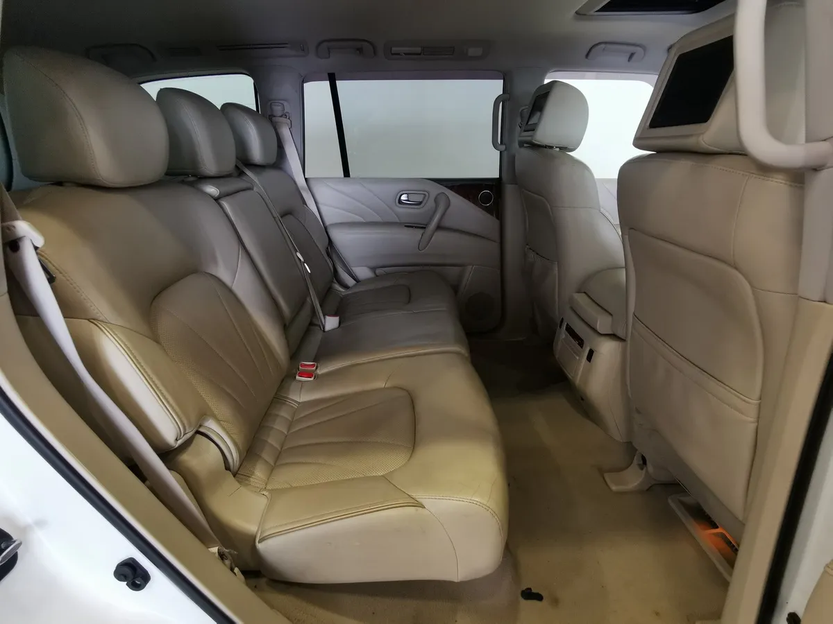 Infiniti QX80 5.6 АТ AWD (405 л.с.) Белый в АВИЛОН. Слайд №15