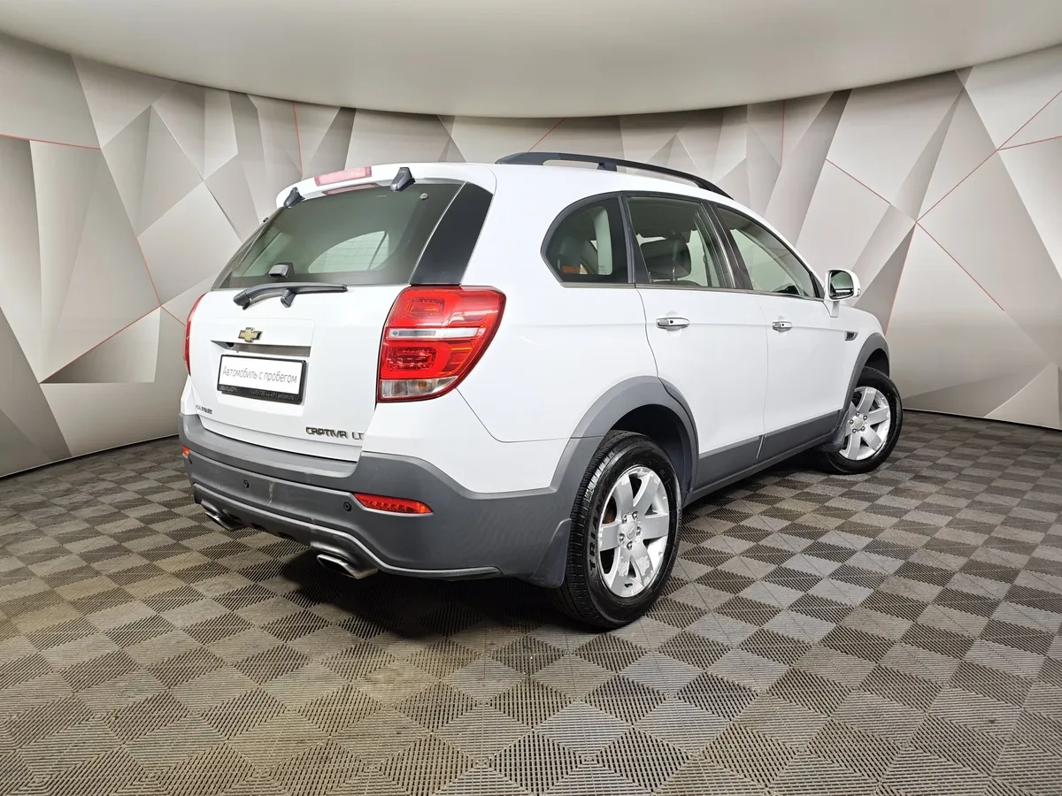 Chevrolet Captiva 2.4 AT (5 мест) (167 л.с.) LT Белый в АВИЛОН. Слайд №2