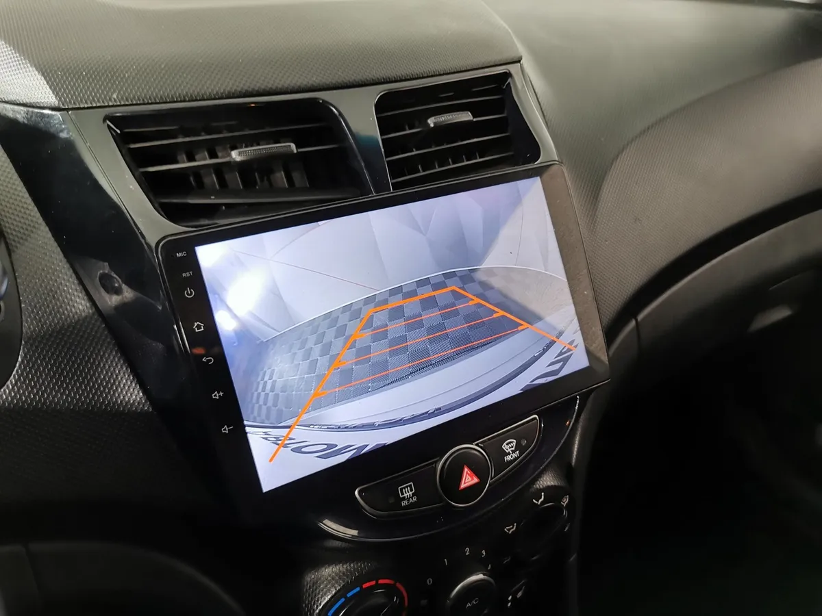 Hyundai Solaris 1.6 AT (123 л.с.) Comfort Серебристый в АВИЛОН. Слайд №21