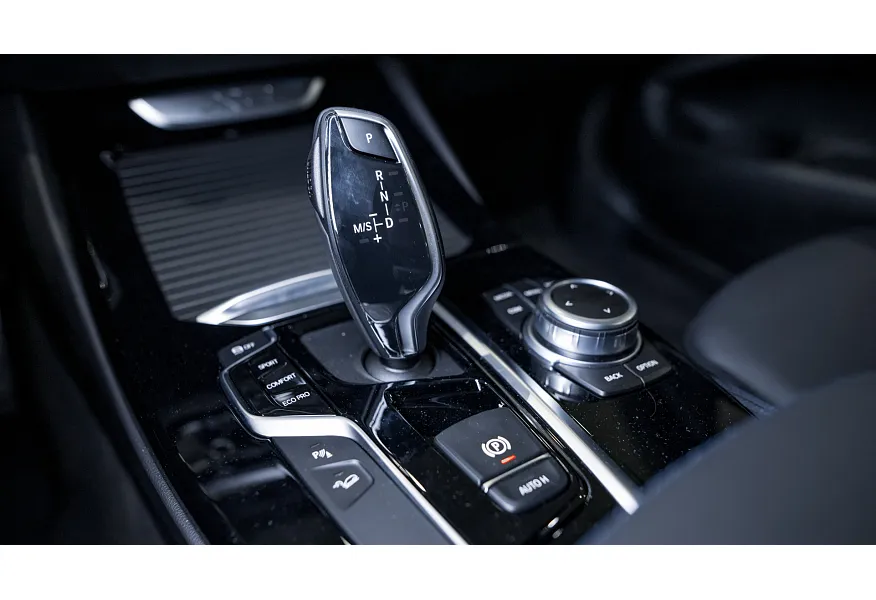 АВИЛОН - BMW X3 xDrive30i AT (249 л.с.) M Sport Черный - slide 6