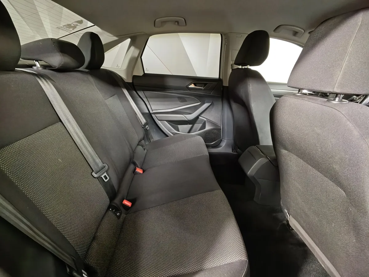 Volkswagen Jetta 1.6 MPI AT (110 л.с.) Respect Белый в АВИЛОН. Слайд №15