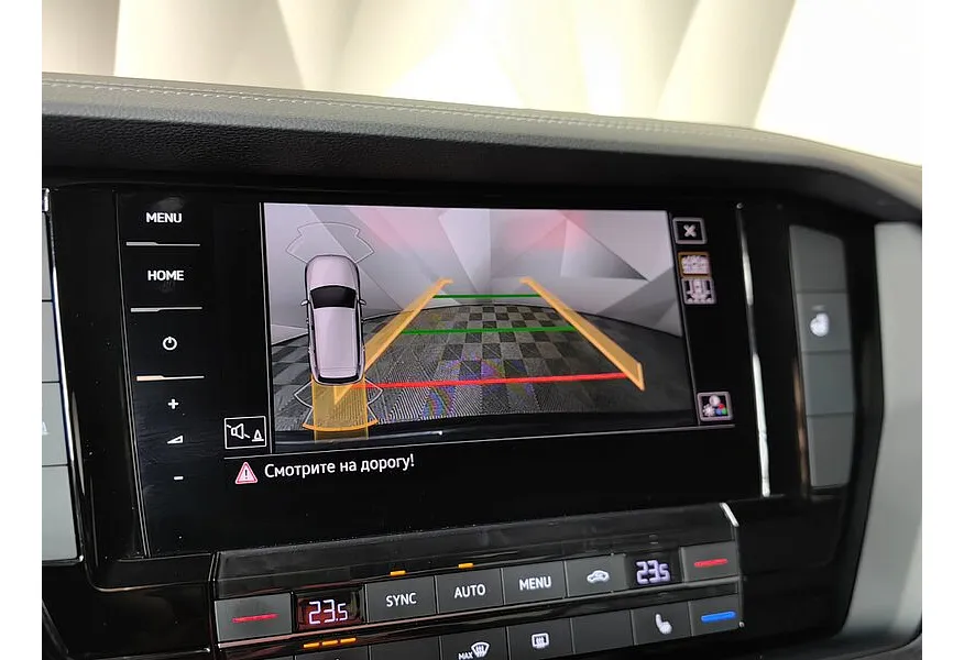 Volkswagen Touareg 2.0 TSI Tiptronic 4Motion (249 л.с.) Respect Черный в АВИЛОН. Слайд №22