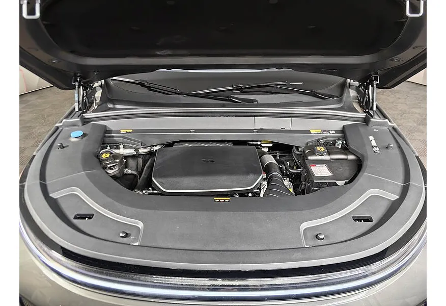 Li Auto L7 1.5 AT 4WD (449 л.с.) Ultra Серый в АВИЛОН. Слайд №10