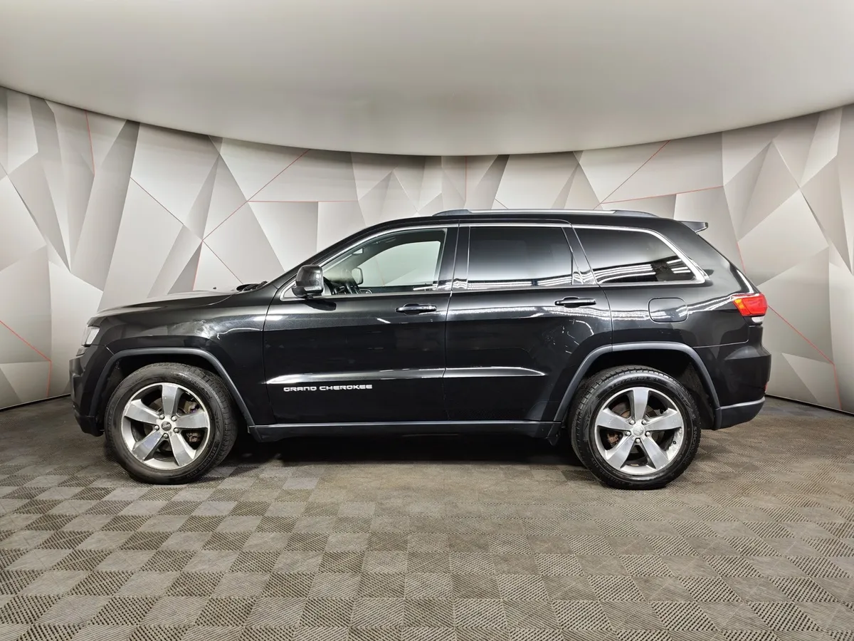 Jeep Grand Cherokee 3.0 TD AT (241 л.с.) Черный в АВИЛОН. Слайд №5