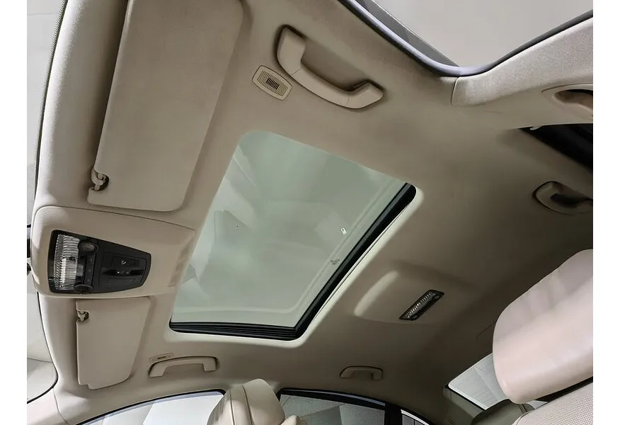 BMW 7 серия 740d xDrive AT (306 л.с.) Черный в АВИЛОН. Слайд №17