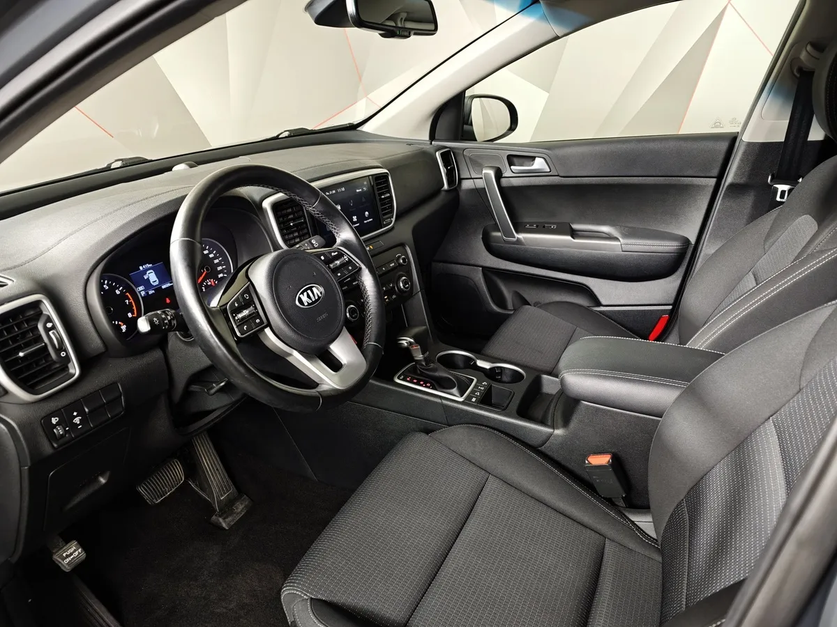Kia Sportage 2.0 MPI AT 4WD (150 л.с.) Luxe Серый в АВИЛОН. Слайд №19