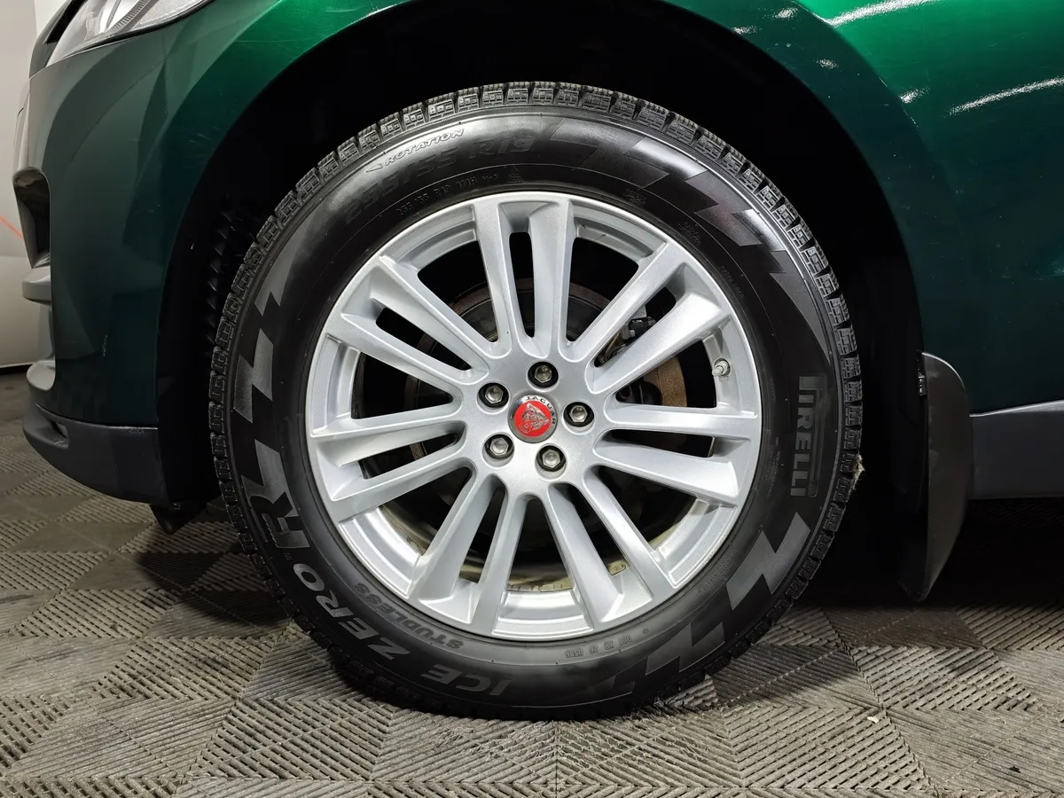 Jaguar F-Pace 2.0 TD AT AWD (180 л.с.) Prestige Синий в АВИЛОН. Слайд №9