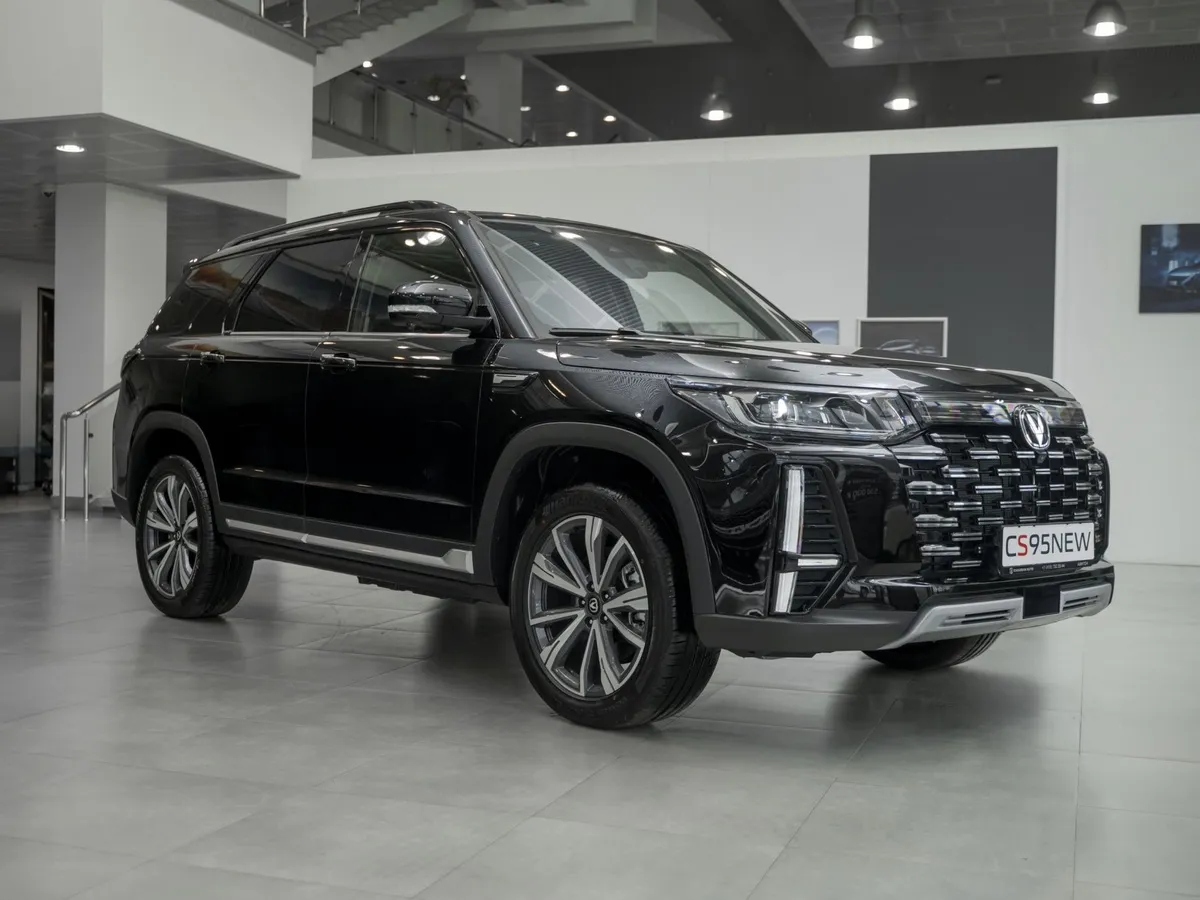 Changan CS95 2.0 AT 4WD (226 л.с.) Tech Черный в АВИЛОН. Слайд №2