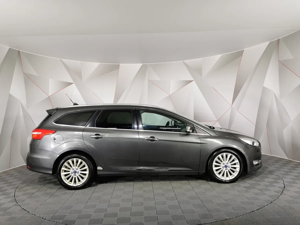 Ford Focus 1.5 EcoBoost AT (150 л.с.) Titanium Серый в АВИЛОН. Слайд №6