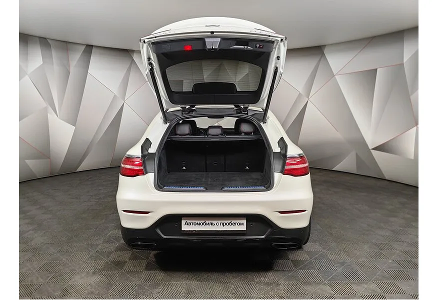 Mercedes-Benz GLC Купе 43 AMG 9G-TRONIC 4MATIC (367 л.с.) Особая серия Белый в АВИЛОН. Слайд №12