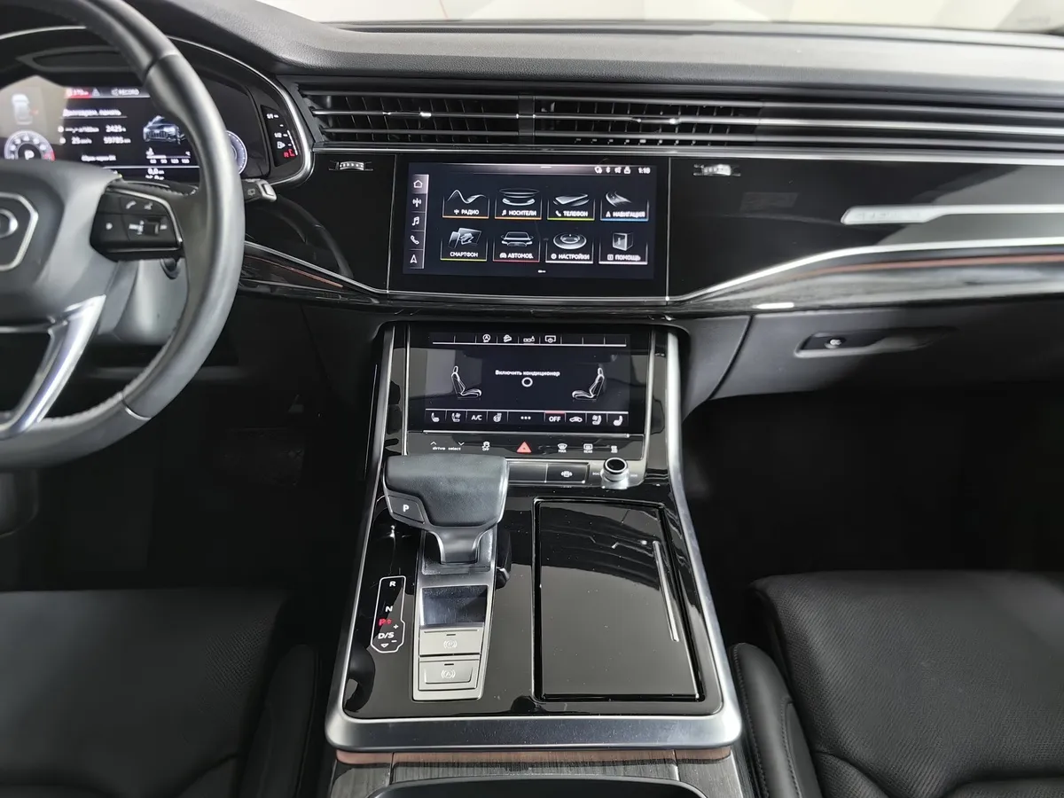 Audi Q8 55 TFSI Tiptronic quattro (340 л.с.) Синий в АВИЛОН. Слайд №14