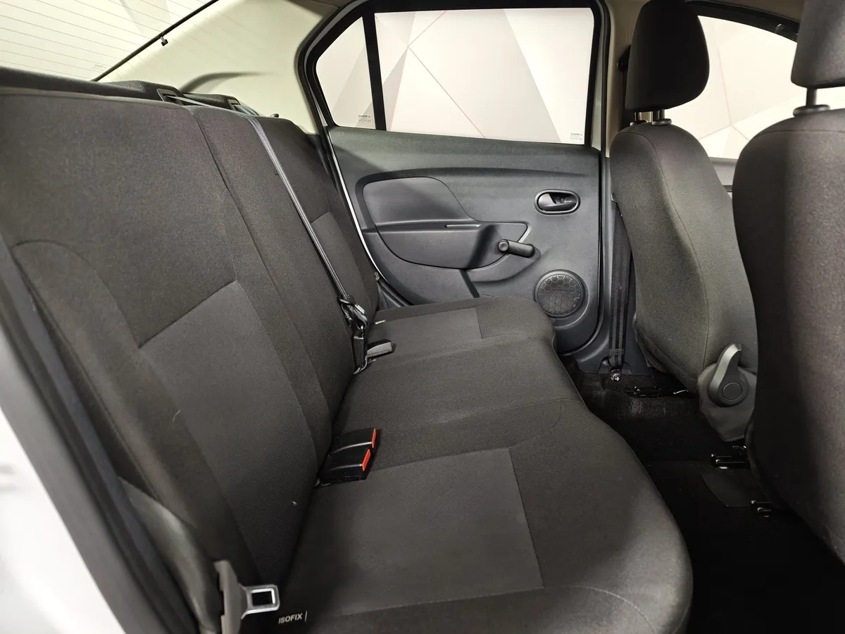Renault Logan 1.6 MT (82 л.с.) Белый в АВИЛОН. Слайд №16