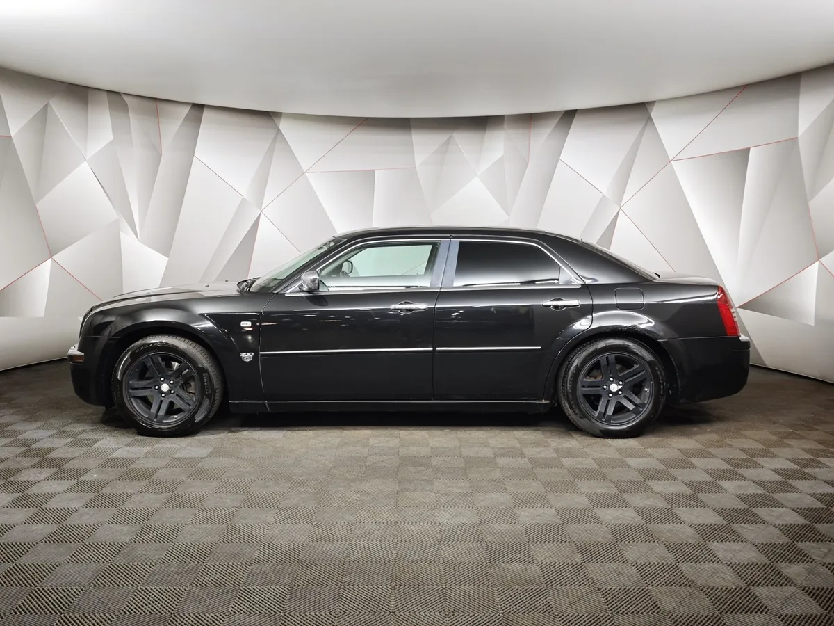 Chrysler 300C 3.5 AT (249 л.с.) Черный в АВИЛОН. Слайд №5
