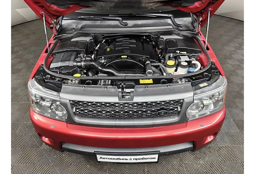 Land Rover Range Rover Sport 3.0 TD AT (245 л.с.) Красный в АВИЛОН. Слайд №11