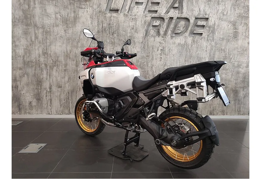 АВИЛОН - BMW Motorrad R 1300 GS Adventure R 1300 GS Adventure 1300 см³ (145) 1300 Красный - slide 4