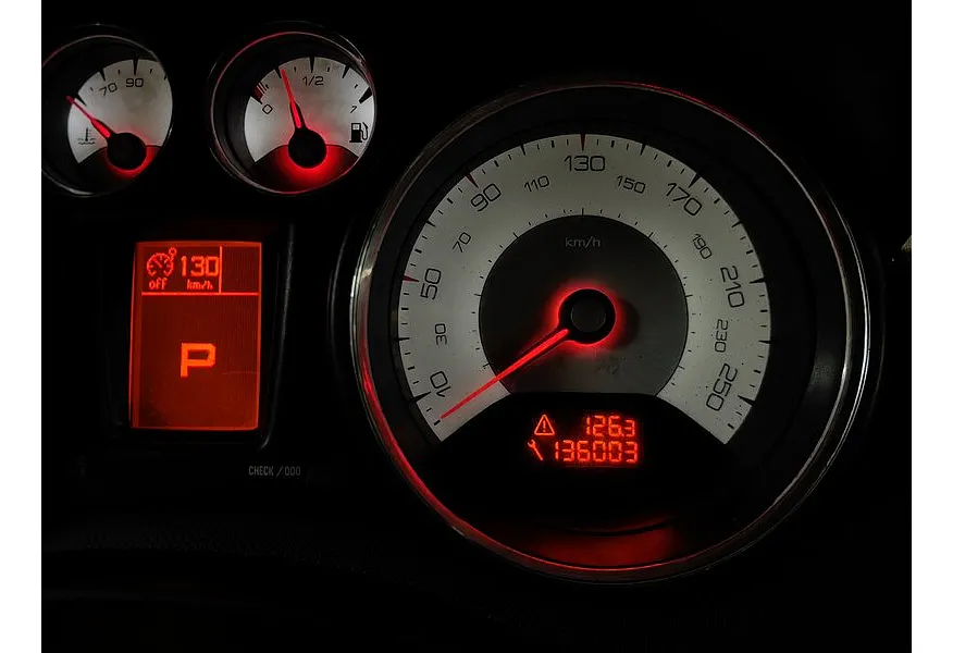 Peugeot 408 1.6 VTi AT (120 л.с.) Синий в АВИЛОН. Слайд №16