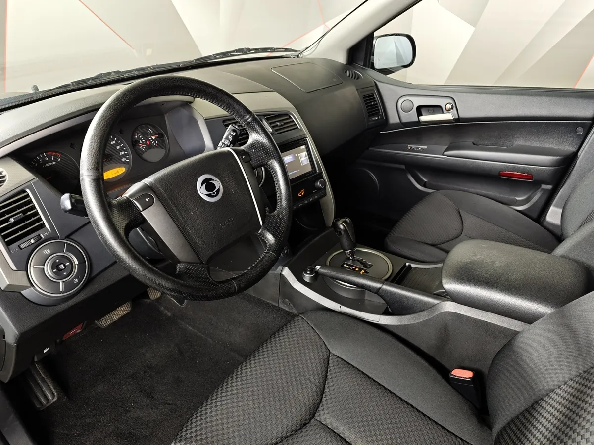 SsangYong Kyron 2.3 E-Tronic 4WD (150 л.с.) Черный в АВИЛОН. Слайд №18