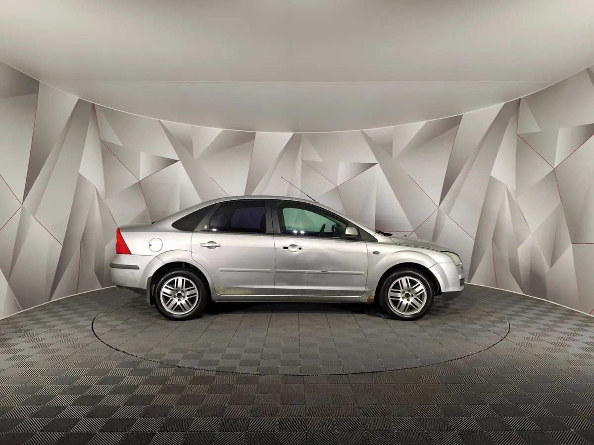 Ford Focus 1.6 MT (116 л.с.) Ghia Серебристый в АВИЛОН. Слайд №6
