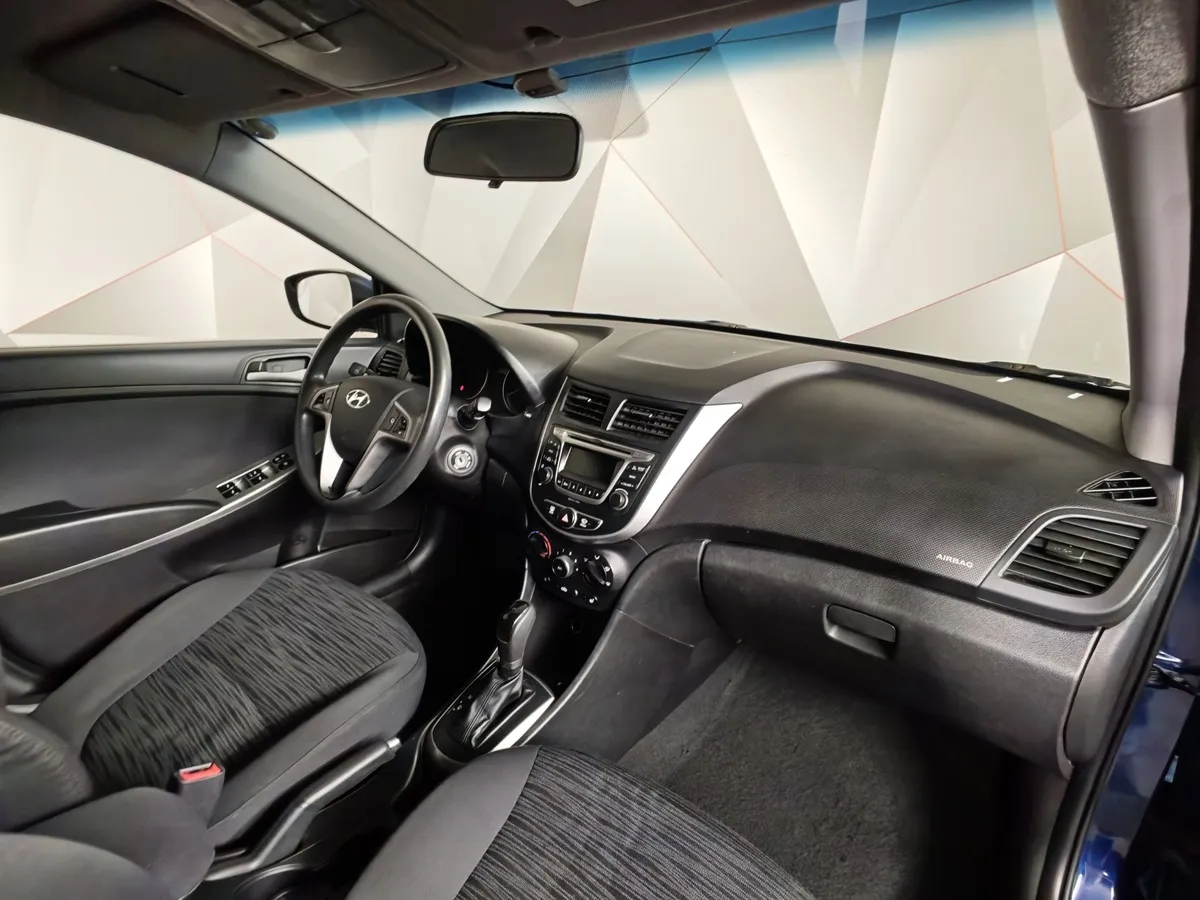 Hyundai Solaris 1.6 AT (123 л.с.) Comfort Синий в АВИЛОН. Слайд №10