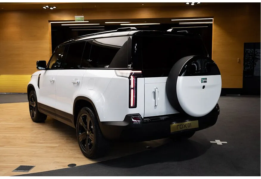 LIVE. Слайд №9