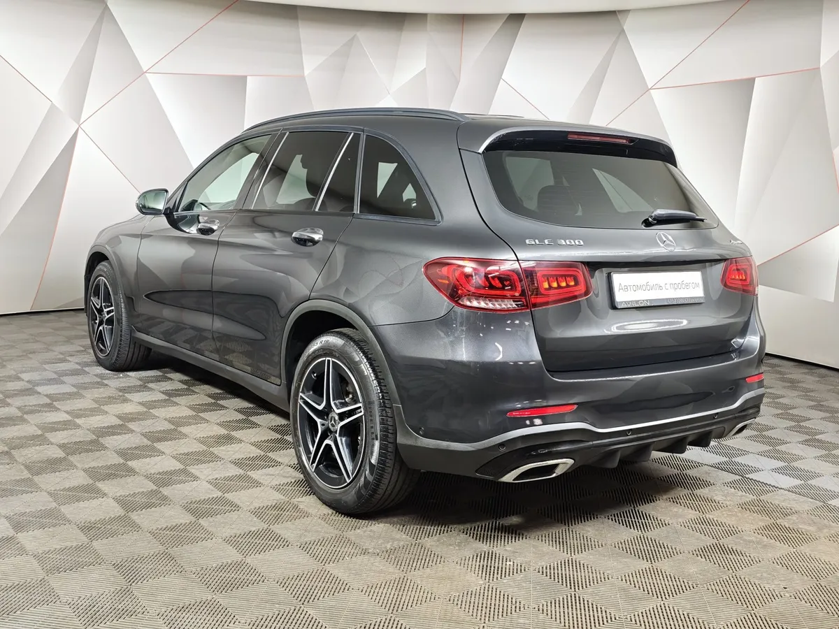 Mercedes-Benz GLC 300 9G-TRONIC 4MATIC (249 л.с.) Sport Plus (Локальная сборка) Серый в АВИЛОН. Слайд №4