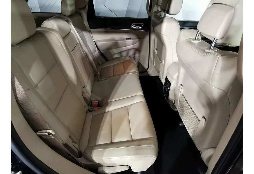 АВИЛОН - Jeep Grand Cherokee 3.0 AT AWD (238 л.с.) Limited Черный - slide 9