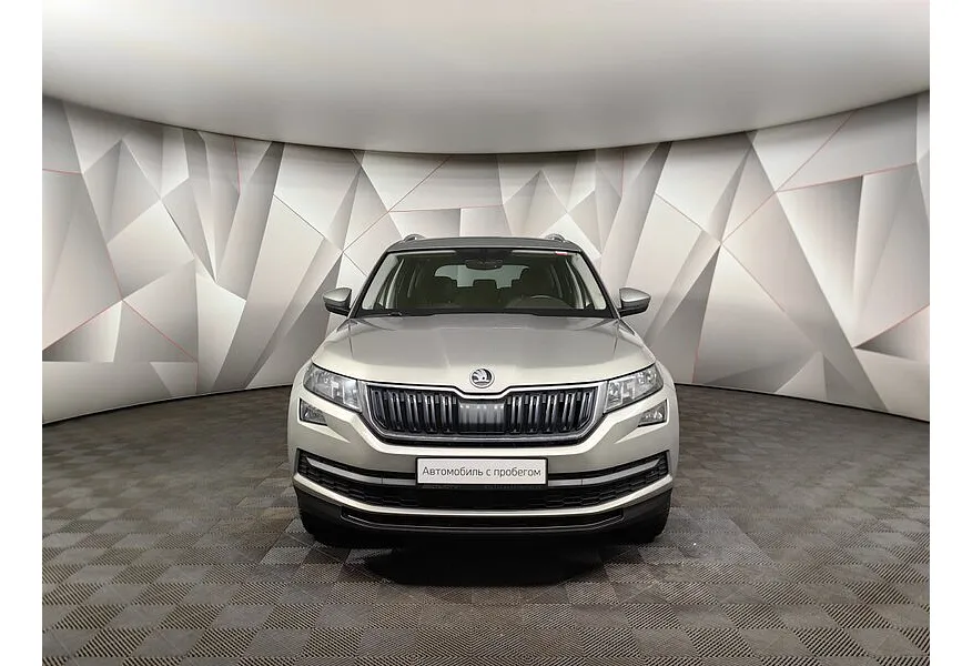 Skoda Kodiaq 1.4 TSI DSG 4X4 (150 л.с.) Бежевый в АВИЛОН. Слайд №5