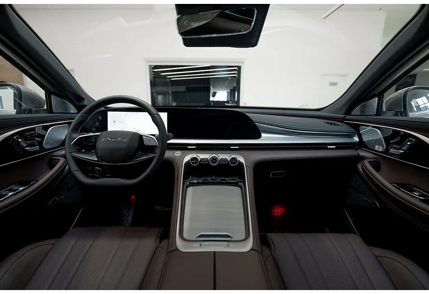 EXEED TXL 2.0 8AT AWD (197 л.с.) Flagship IOV Серебристый в АВИЛОН. Слайд №10