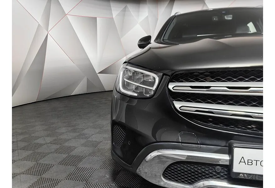 Mercedes-Benz GLC 200 9G-TRONIC 4MATIC (197 л.с.) Premium Черный в АВИЛОН. Слайд №10