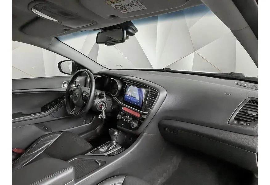 Kia Optima 2.0 MPI MT (150 л.с.) Comfort Белый в АВИЛОН. Слайд №12