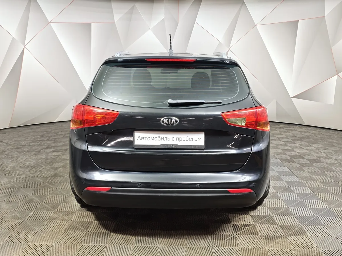 Kia Ceed 1.6 AT (130 л.с.) Luxe Черный в АВИЛОН. Слайд №8