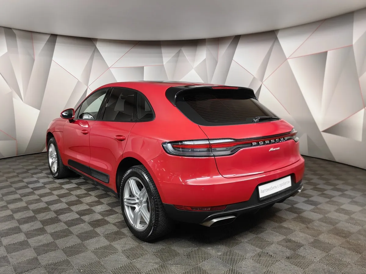 Porsche Macan 2.0 TFSI AMT 4WD (265 л.с.) R4 Красный в АВИЛОН. Слайд №4