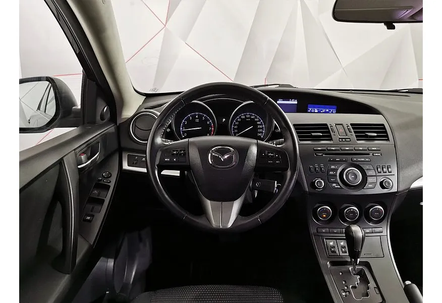 Mazda 3 1.6 AT (105 л.с.) Коричневый в АВИЛОН. Слайд №20