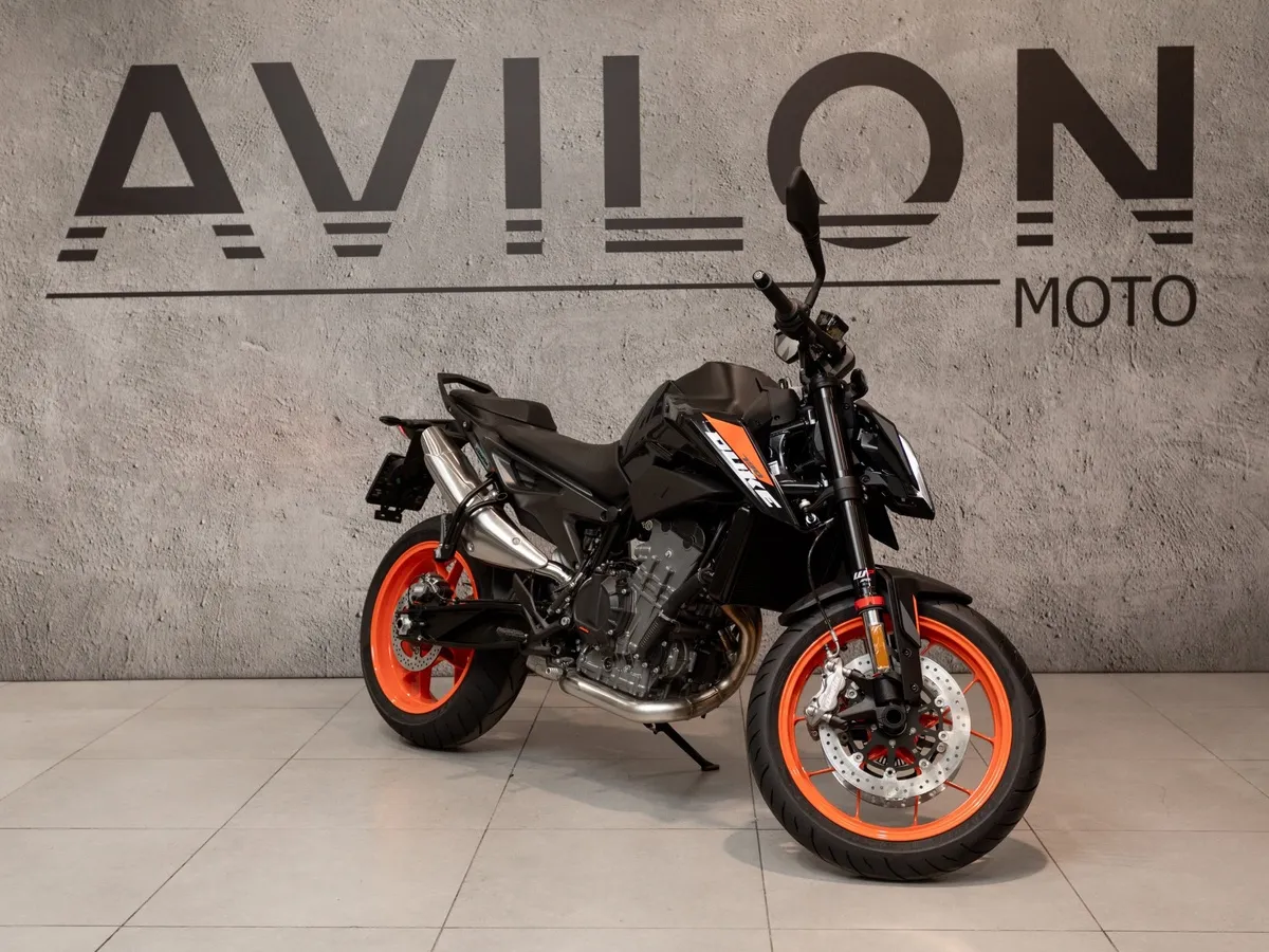 KTM 790 Duke 799 см³ (95 л.с.) 799 Черный в АВИЛОН. Слайд №2 KTM 790 Duke 799 см³ (95 л.с.) 799 Черный в АВИЛОН. Слайд №2