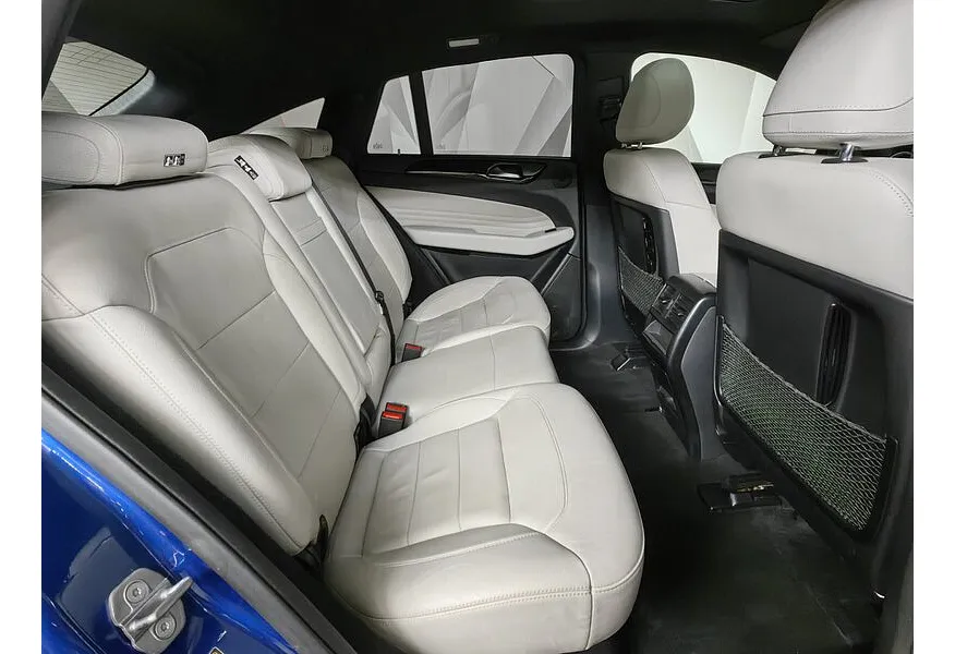 Mercedes-Benz GLE Купе 350 d 4MATIC 9G-TRONIC (249 л.с.) Особая серия Синий в АВИЛОН. Слайд №16