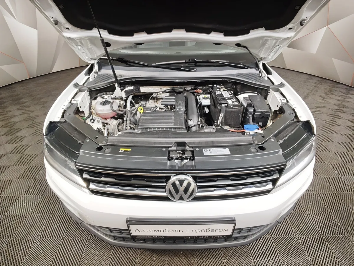 Volkswagen Tiguan 1.4 TSI BlueMotion DSG (150 л.с.) Comfortline Белый в АВИЛОН. Слайд №11