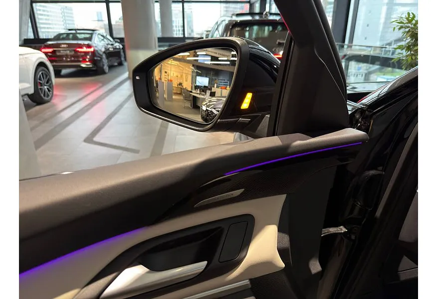 Audi Q5 Sportback 2.0 TDI S tronic quattro (204 л.с.) Черный в АВИЛОН. Слайд №14