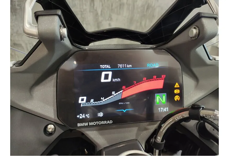 BMW Motorrad R 1250 RS R 1250 RS 1254 см³ (136) 1254 Белый в АВИЛОН. Слайд №7