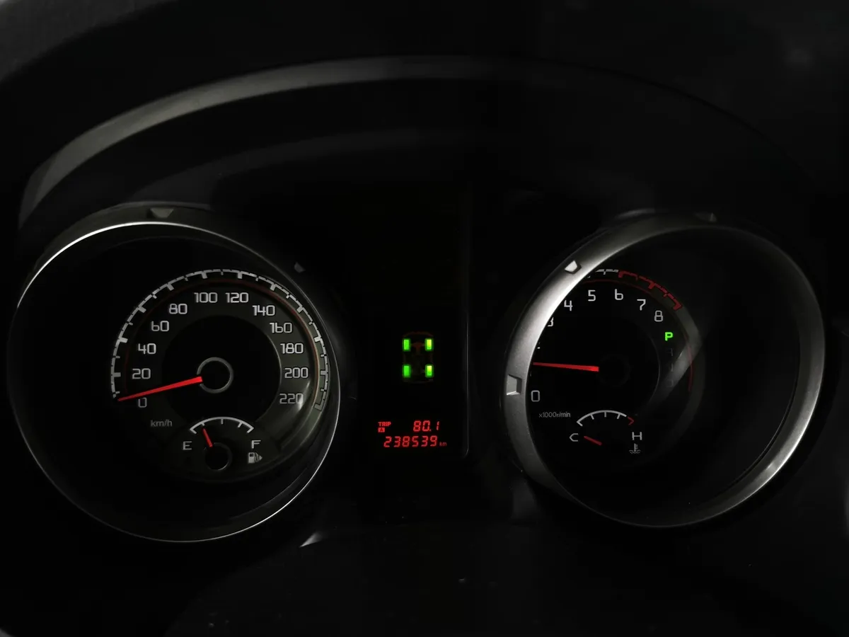 Mitsubishi Pajero 3.0 AT AWD (178 л.с.) Черный в АВИЛОН. Слайд №17